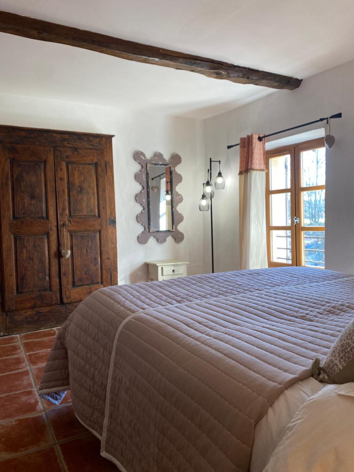 La Magnanerie En Provence Villa Niozelles Luaran gambar
